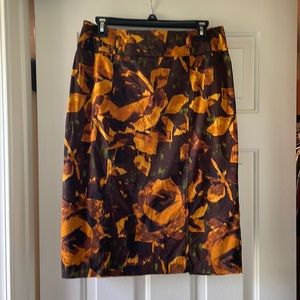 New York & Company multi color brown, orange, green pencil skirt. Size 10